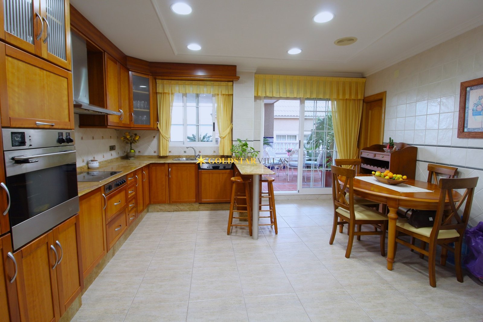 Large house with restaurant