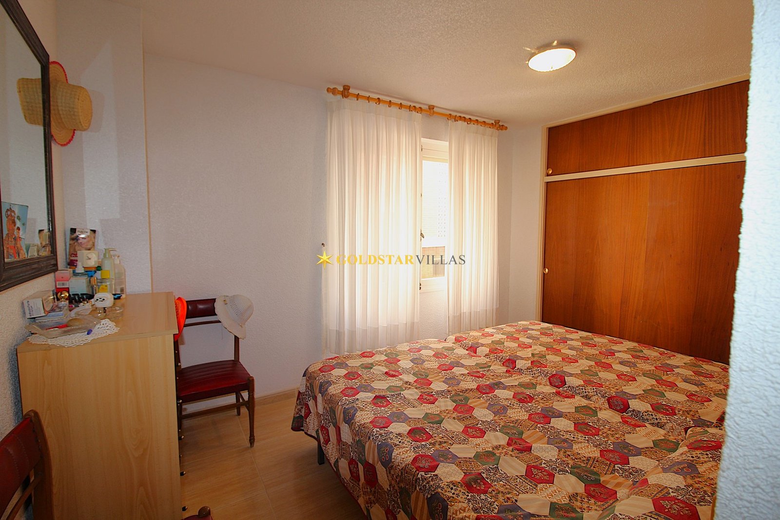 Apartment on the seafront