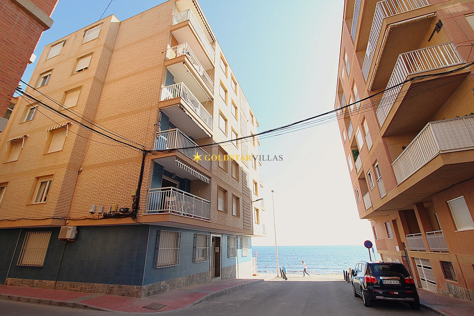 Apartment on the seafront