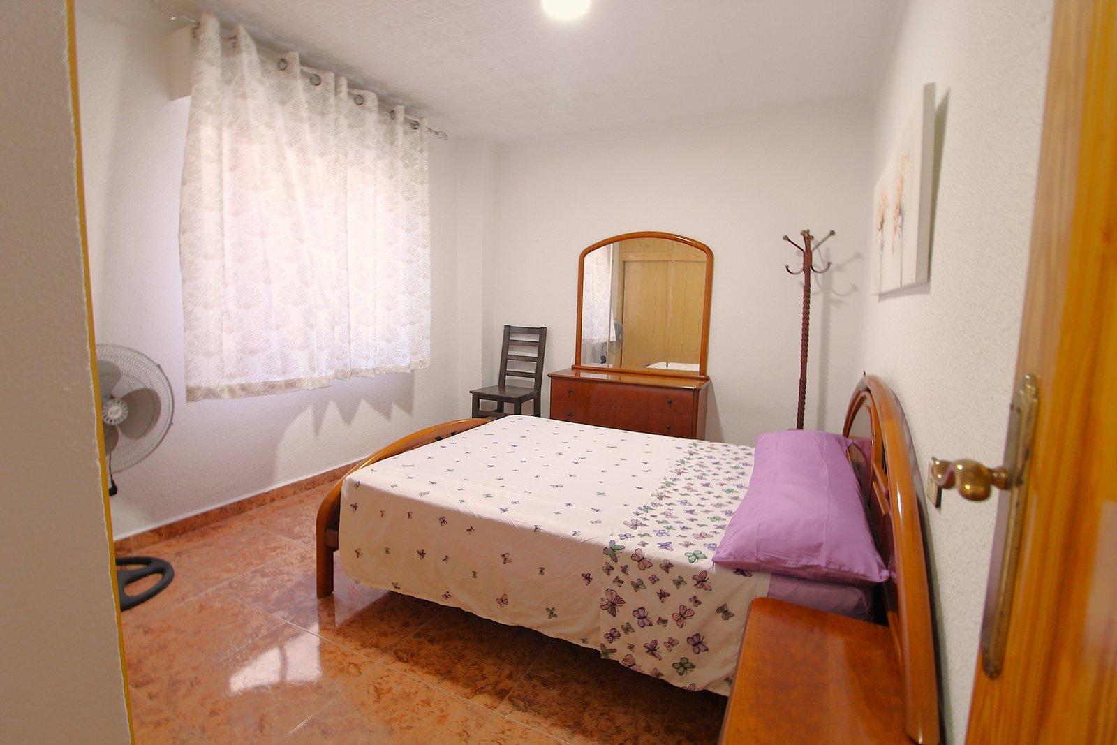 Very spacious Apartment by the sea